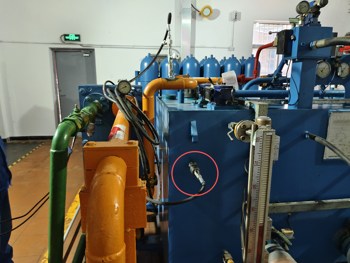 液壓站油液智能監(jiān)測應(yīng)用案例:鋼鐵廠高爐熱風(fēng)爐液壓站 圖3